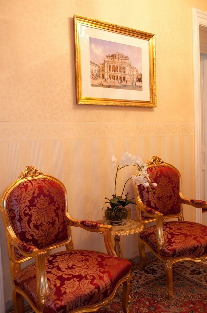 Pension Opera Suites I Self Check In Vienna Exterior photo